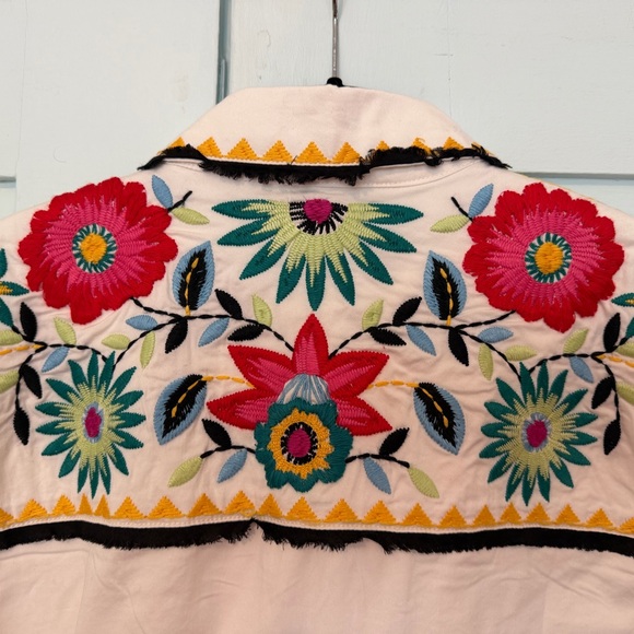 Double D Ranch White Jean Jacket with Colorful Embroidery - Picture 5 of 8